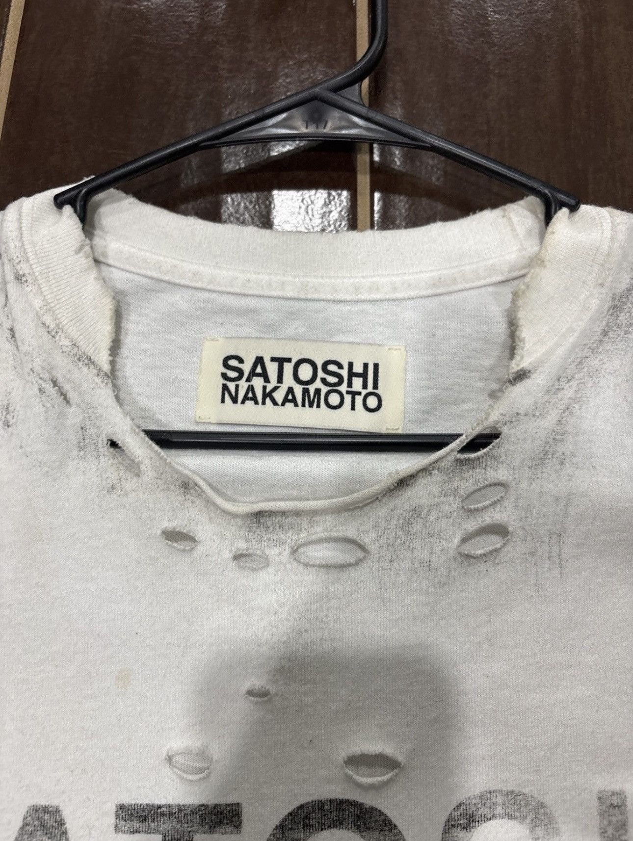 Satoshi Nakamoto SATOSHI NAKAMOTO DESTROYED LUKE TEE Size US M / EU 48-50 / 2 - 4 Thumbnail