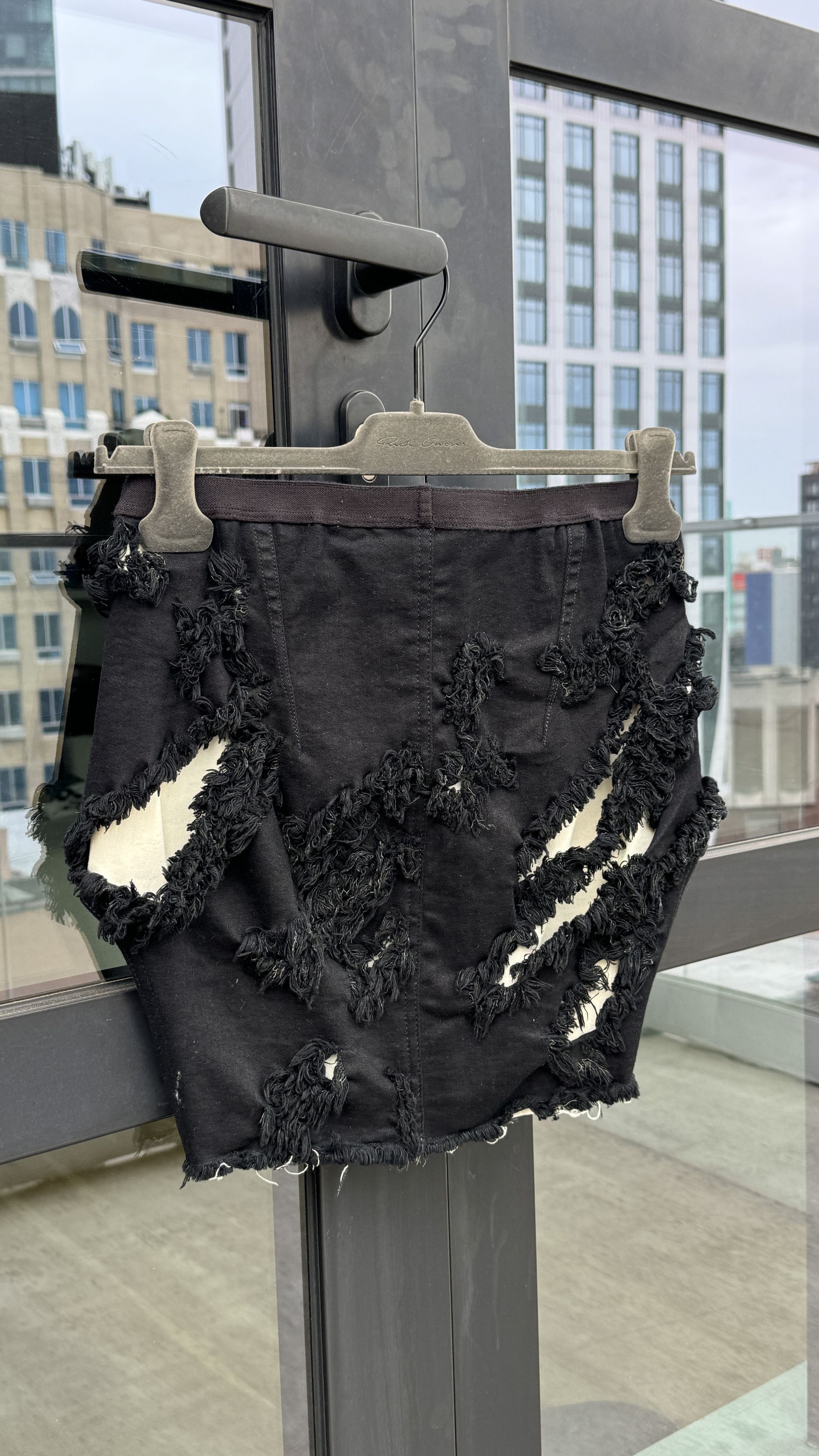Rick Owens Rick Owens Gethsemane Distressed Skirt Size 27" / US 4 / IT 40 - 2 Thumbnail