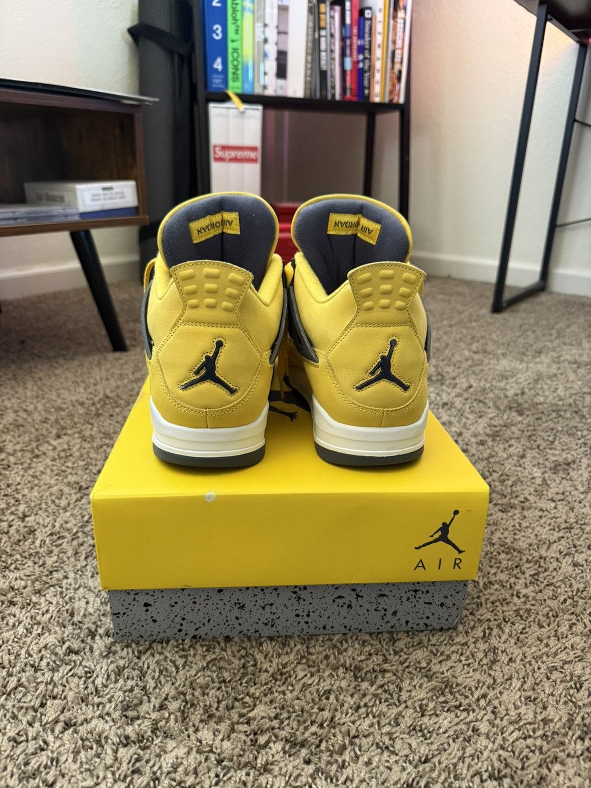 Jordan Brand 2021 Jordan 4 Lightning Size 13 Size US 13 / EU 46 - 4 Thumbnail