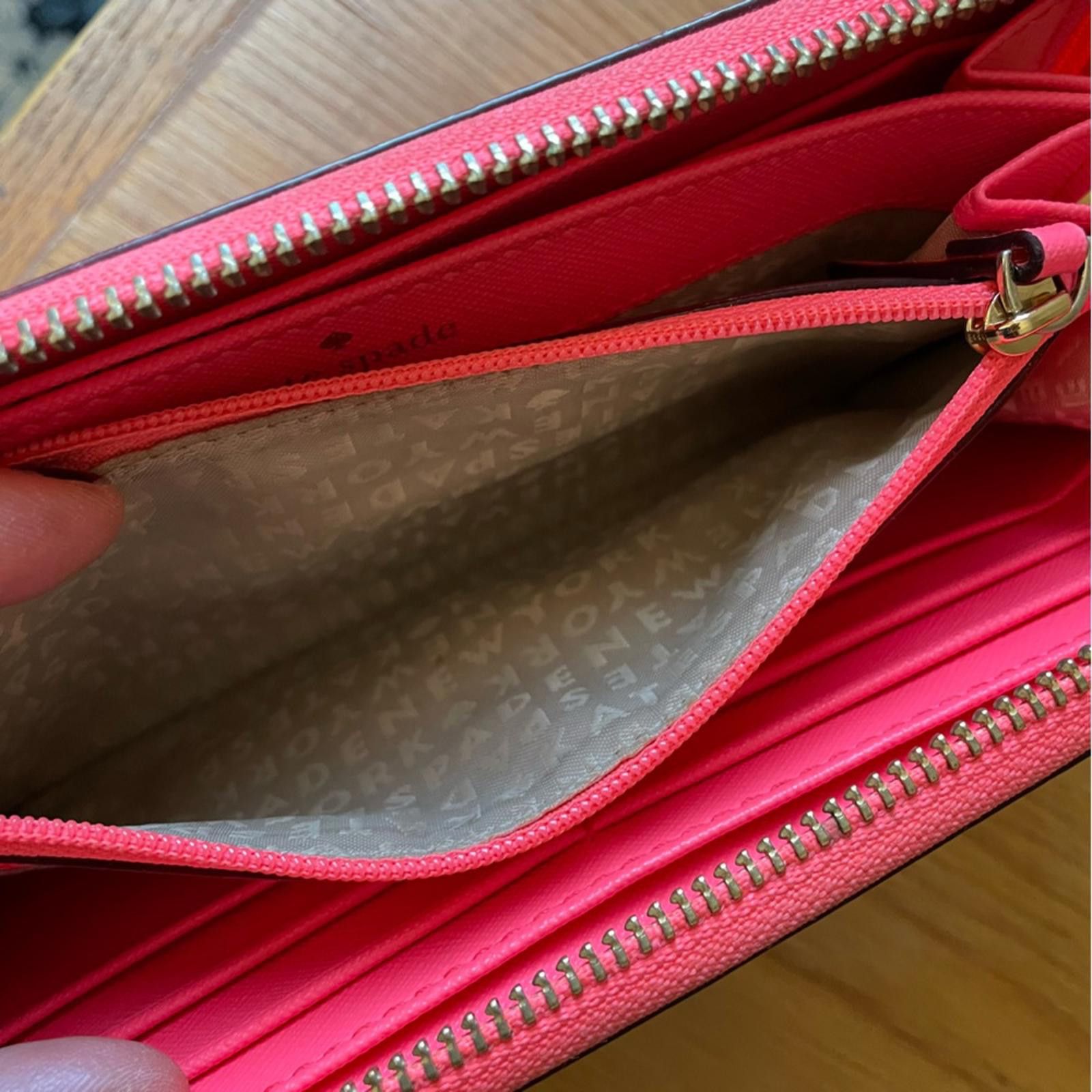 Designer Kate Spade Pineapple Neda Long Wallet Geranium Pink EUC Size ONE SIZE - 12 Thumbnail