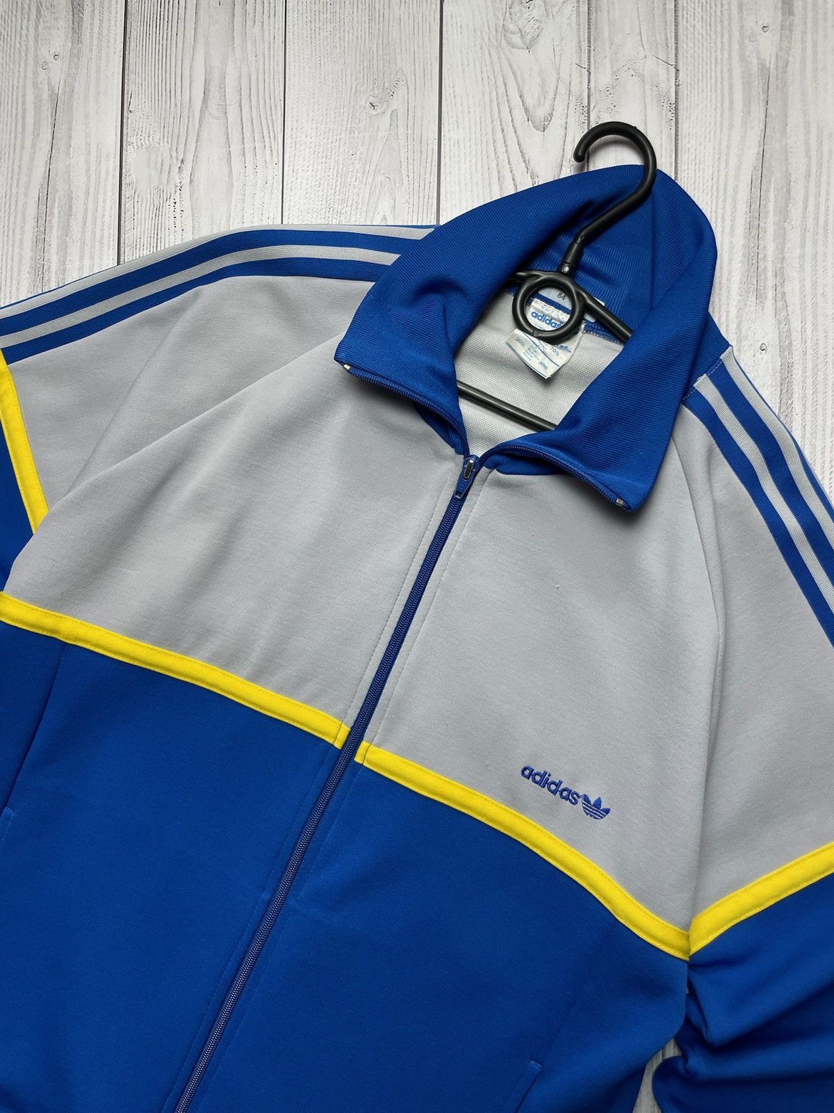 Adidas × Vintage Vintage retro adidas striped jacket Korea very rare size XL Size US XL / EU 56 / 4 - 2 Thumbnail