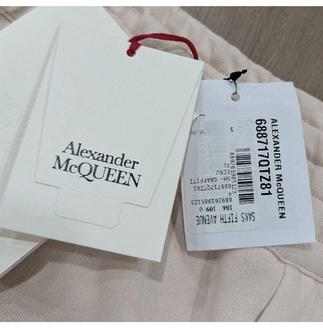 Alexander McQueen Alexander McQueen Graffiti Logo Sweat Shorts Ecru XL Size US 36 / EU 52 - 7 Thumbnail