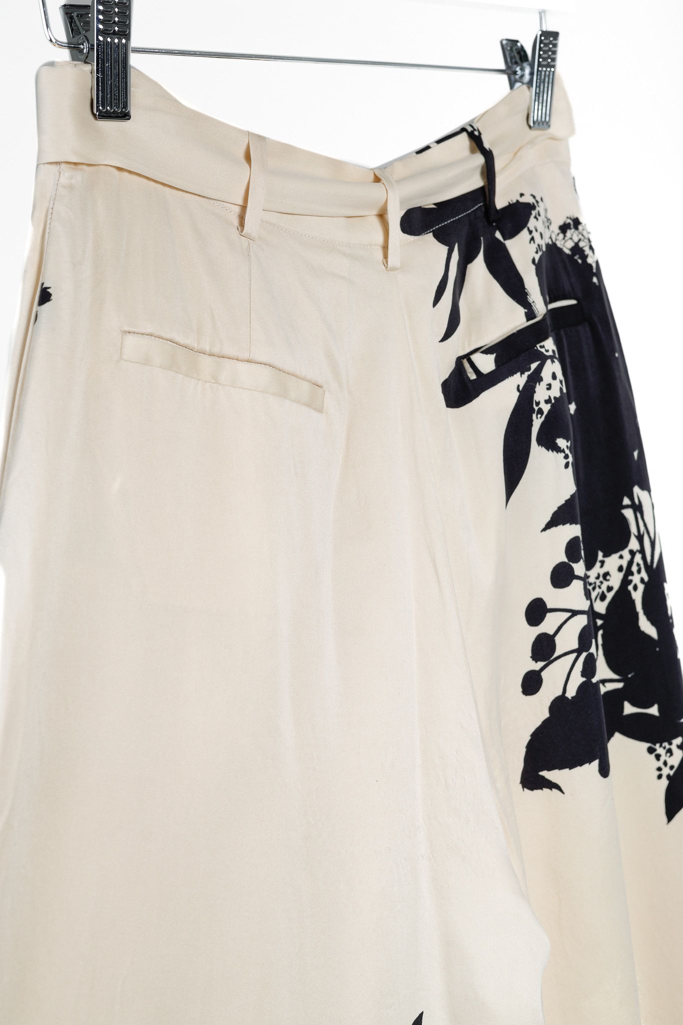 Equipment Equipment Evonne Cream Floral Silk Belted Trousers Size 27" / US 4 / IT 40 - 9 Thumbnail