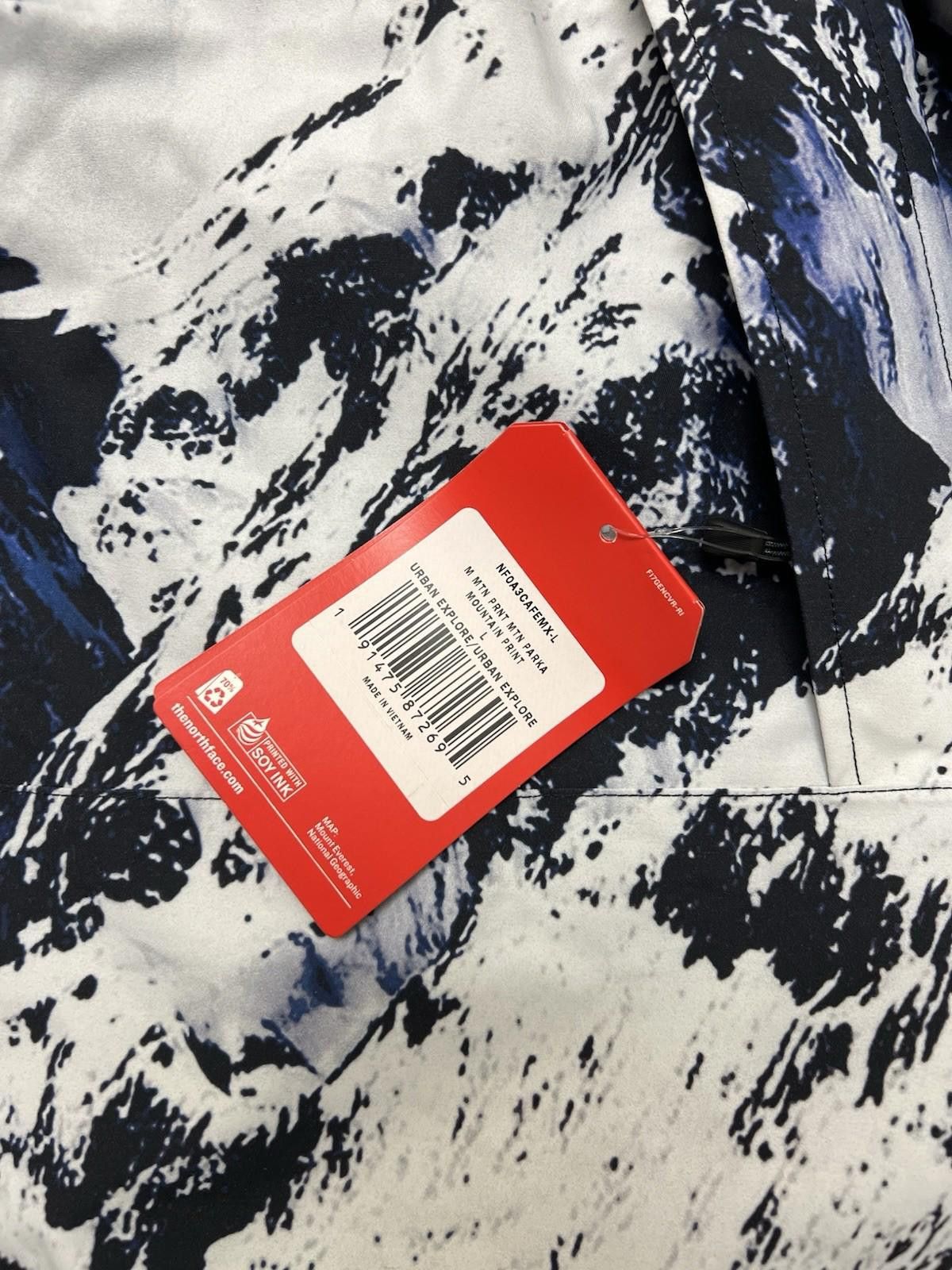 Supreme FW17 Supreme The North Face Mountain Light Jacket Blue L Size US L / EU 52-54 / 3 - 5 Thumbnail