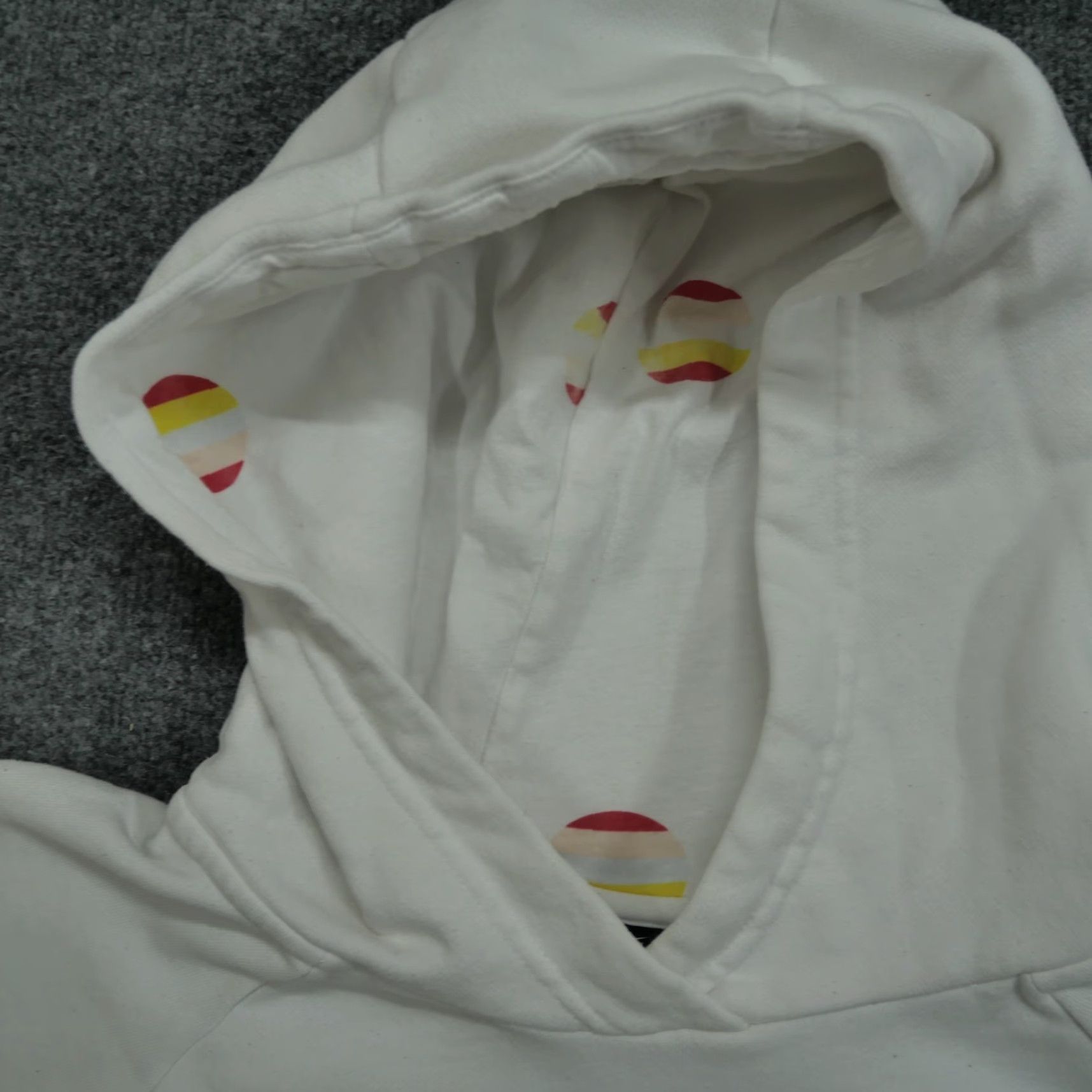 Nike VINTAGE Nike Hoodie Womens XL White Pullover Kangaroo Pocket Rainbow Script Spell Out Size XL / US 12-14 / IT 48-50 - 4 Thumbnail