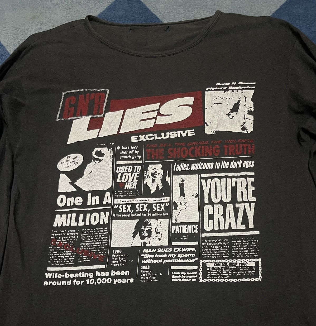 Band Tees VINTAGE GUNS & ROSES LONG SLEVE DISTRESS Size US S / EU 44-46 / 1 - 2 Thumbnail
