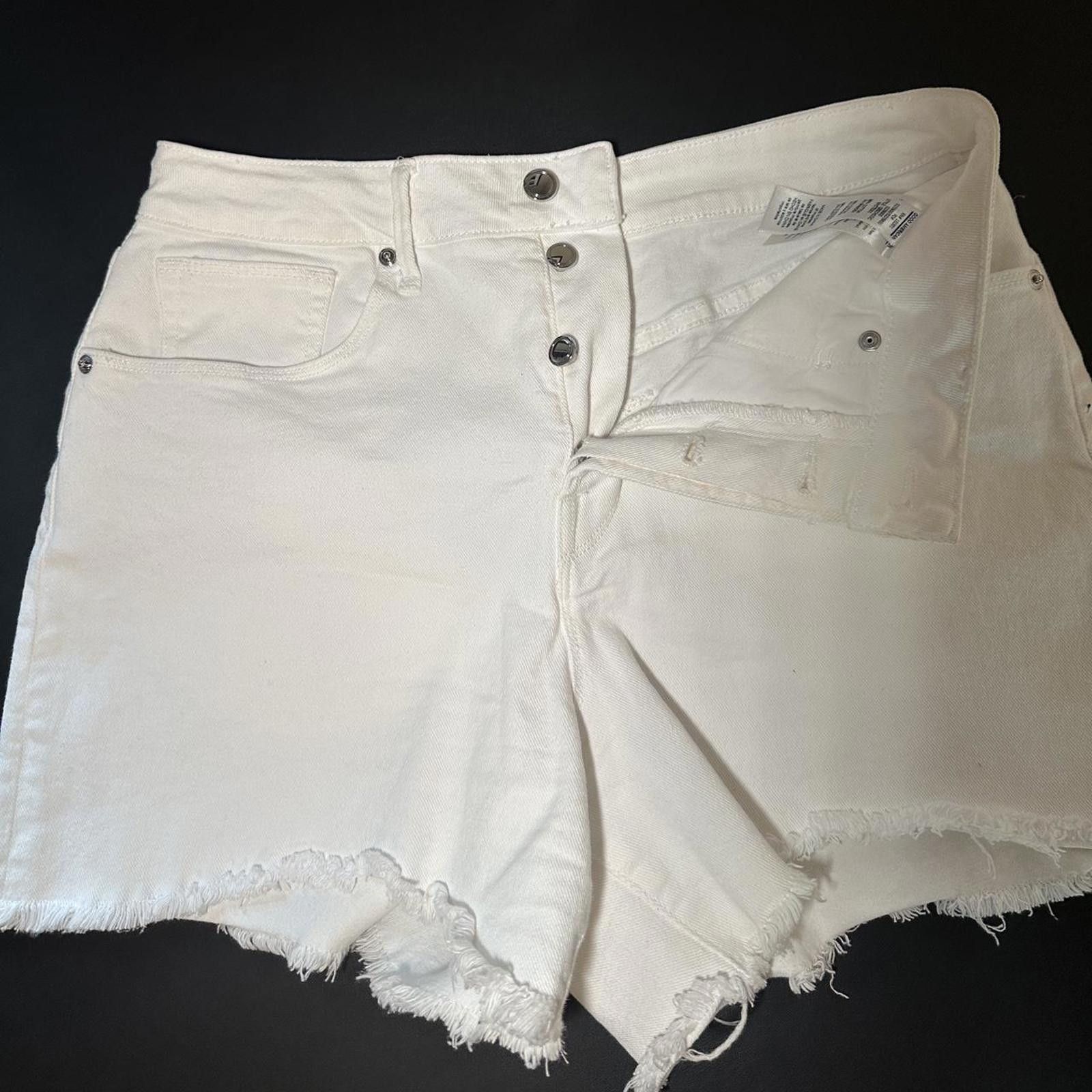 Designer GOOD AMERICAN Women's White Shorts Size 30" / US 8 / IT 44 - 3 Thumbnail