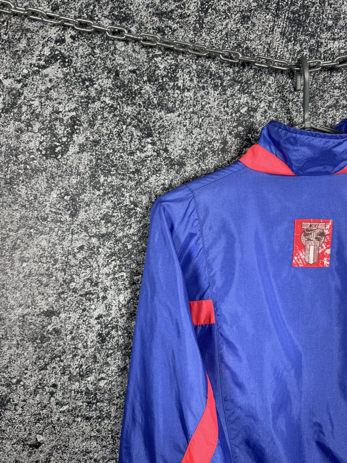 Nike Nike International Nylon Vintage Jacket Windbreaker Size S Size US S / EU 44-46 / 1 - 12 Thumbnail