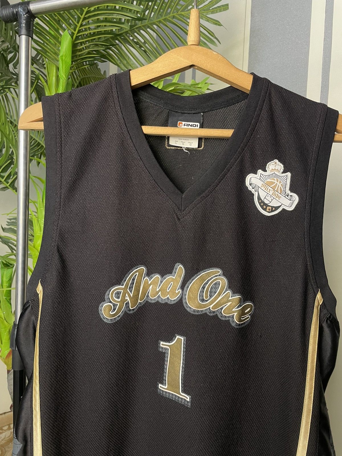 Rap Tees Vintage And1 Mixtape Tour 2005 Hot Souce Basketball Jersey Size US L / EU 52-54 / 3 - 2 Thumbnail
