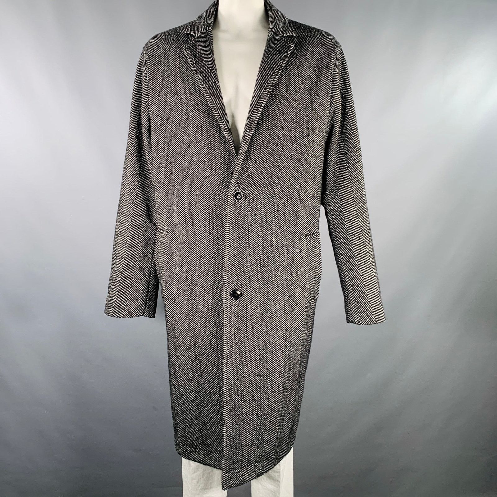 Ted Baker TED BAKER Size XXXL Black White Herringbone Wool Blend Coat Size US XXL / EU 58 / 5 - 1 Thumbnail