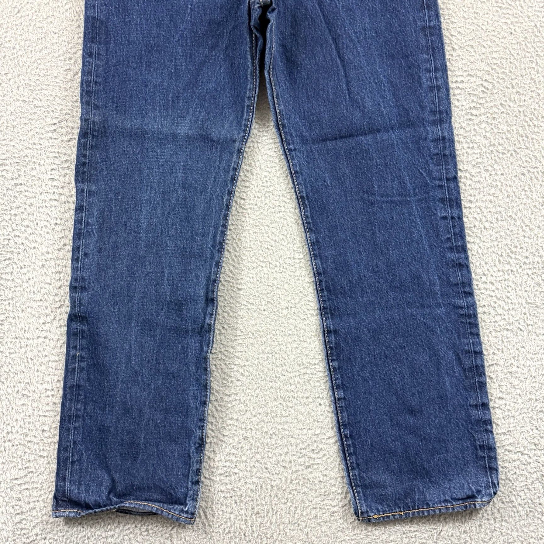Levi's VINTAGE Levi's 501 Jeans Men 34x31 Blue Denim Straight Leg Button Fly 90s Cowboy USA 5-Pocket Mens Size US 34 / EU 50 - 2 Thumbnail