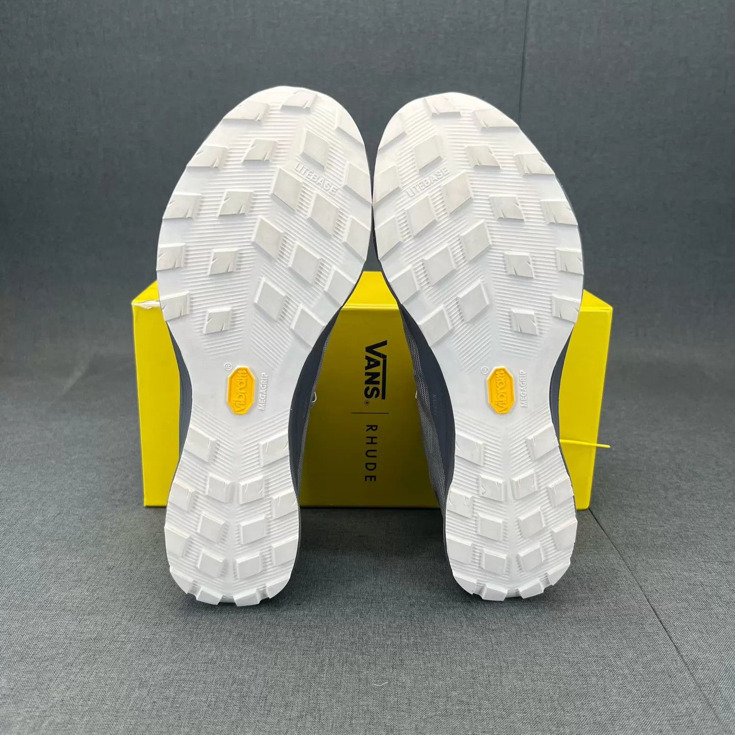 Arc'teryx Arc'teryx Norvan SL 3 Gray Size 42.5 Worn once Size US 9.5 / EU 42-43 - 5 Thumbnail