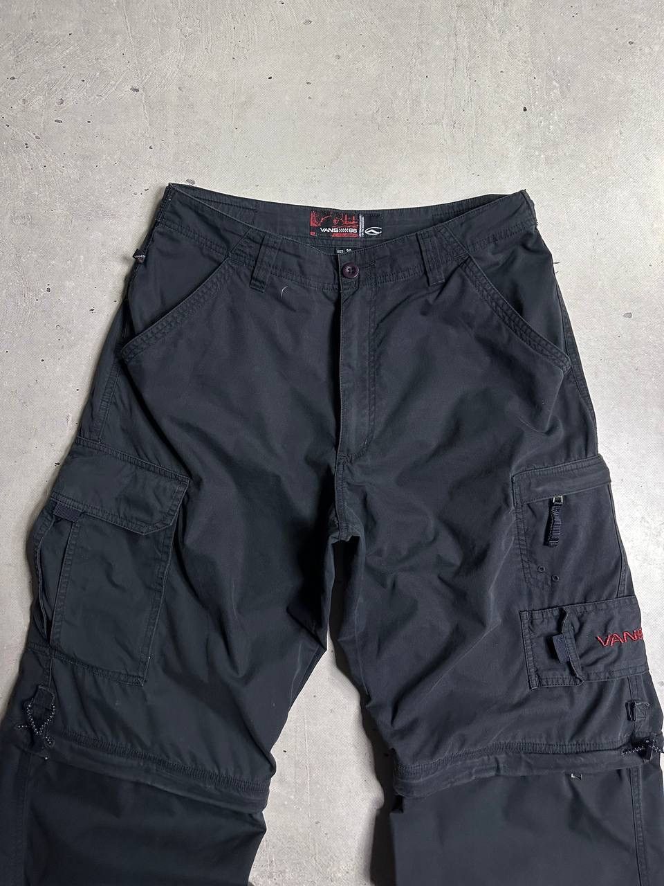 Vans Vans Vans 66 Convertible Cargo Pants Zip Off Black Utility Size US 30 / EU 46 - 4 Thumbnail