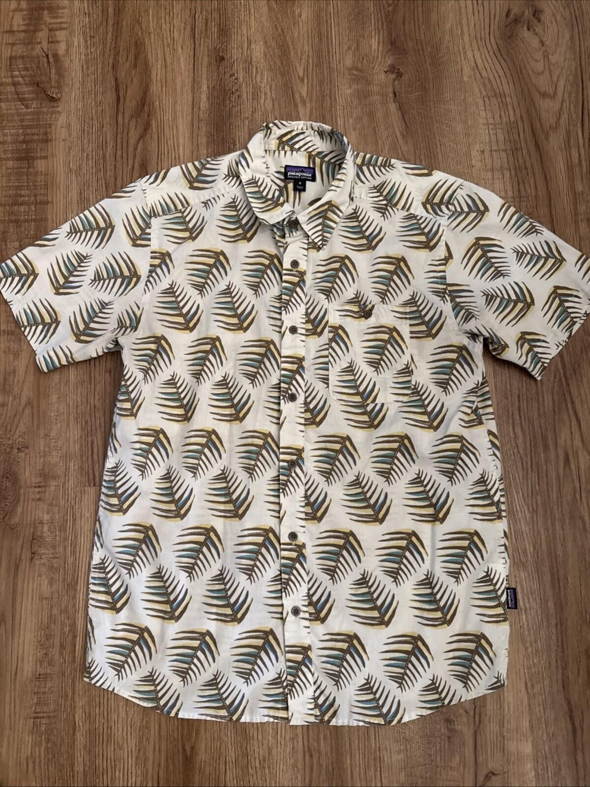 Patagonia Patagonia Hawaiian Camp Shirt Organic Cotton Button Palm Size US M / EU 48-50 / 2 - 2 Thumbnail