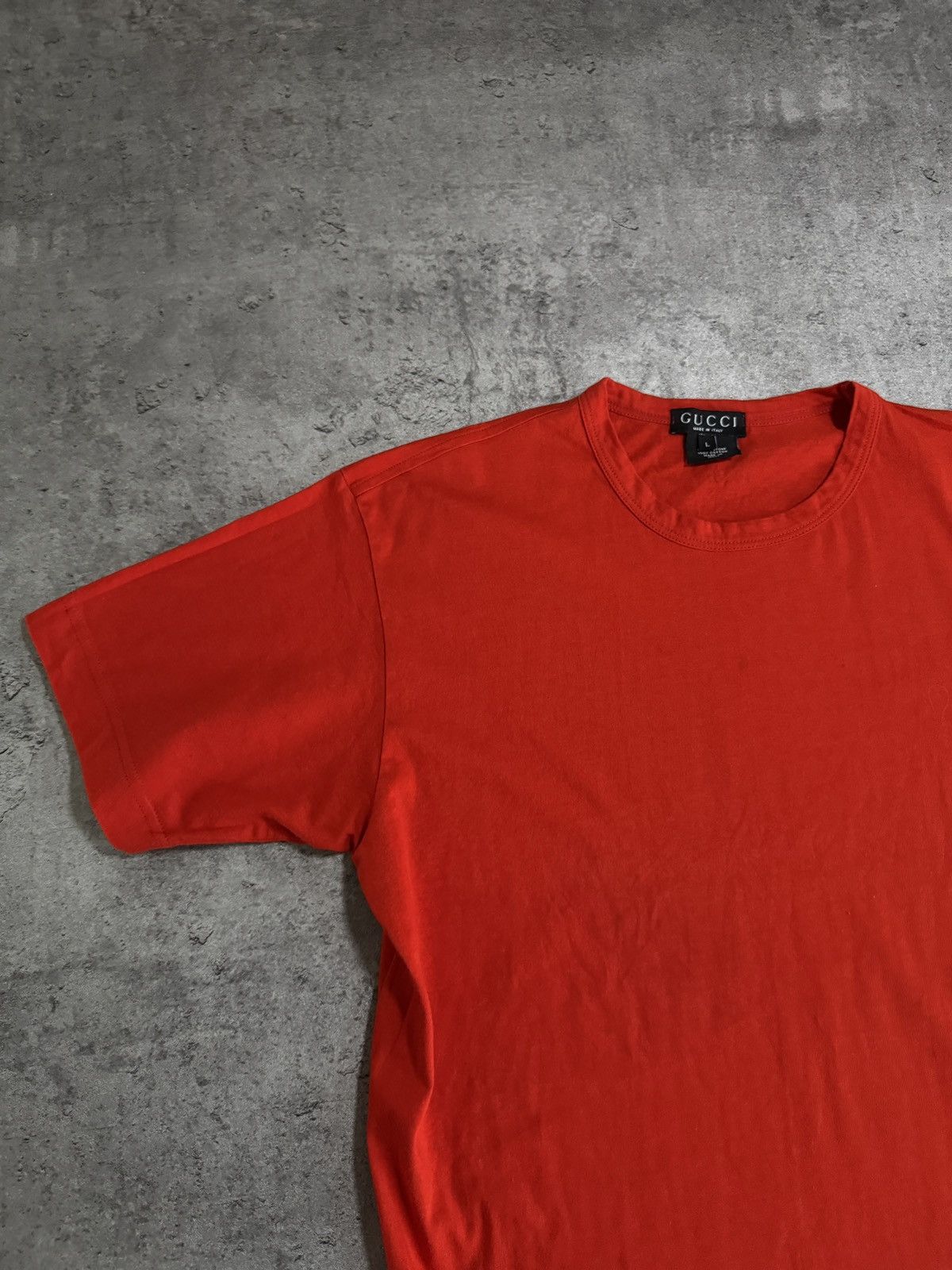 Designer × Gucci × Vintage Gucci Parfums Tees Vintage Made in Italy Logo Red Size US S / EU 44-46 / 1 - 5 Thumbnail