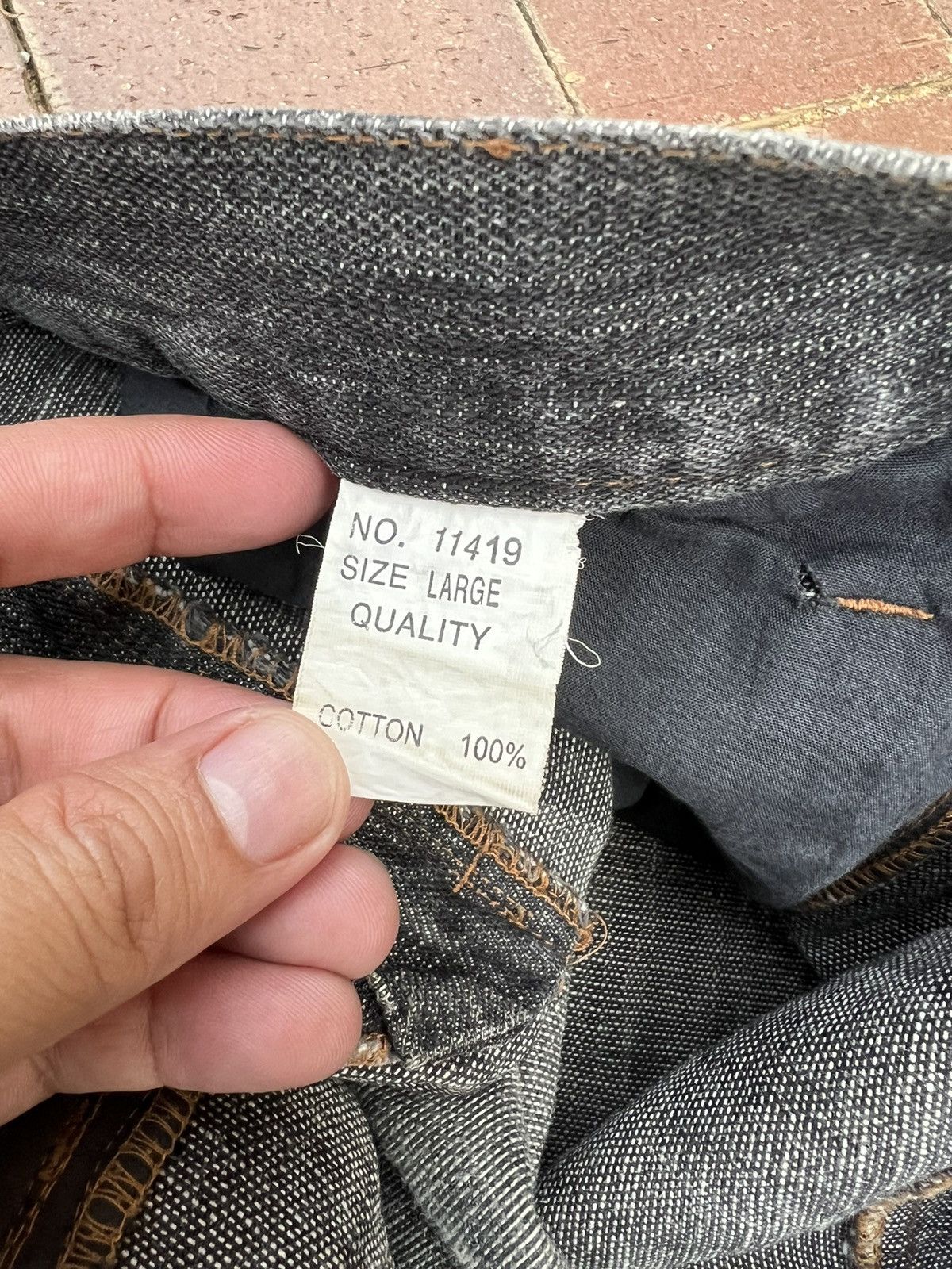 Japanese Brand LAV DISTRESSED JEANS VERY RARE Size US 31 - 20 Thumbnail