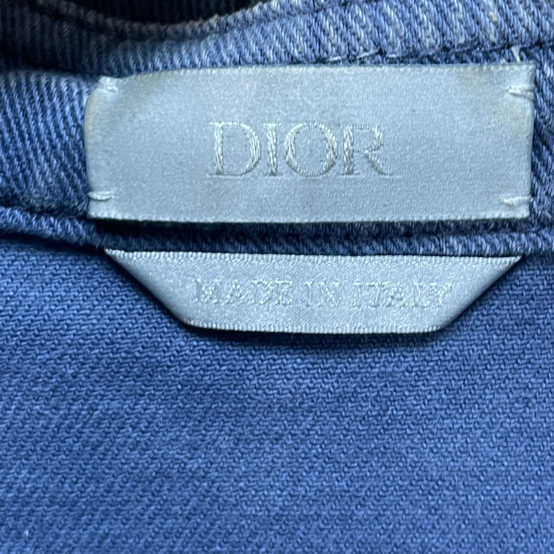 Dior DIOR Distressed Denim Shirt Jacket with Back Graffiti Size US S / EU 44-46 / 1 - 3 Thumbnail
