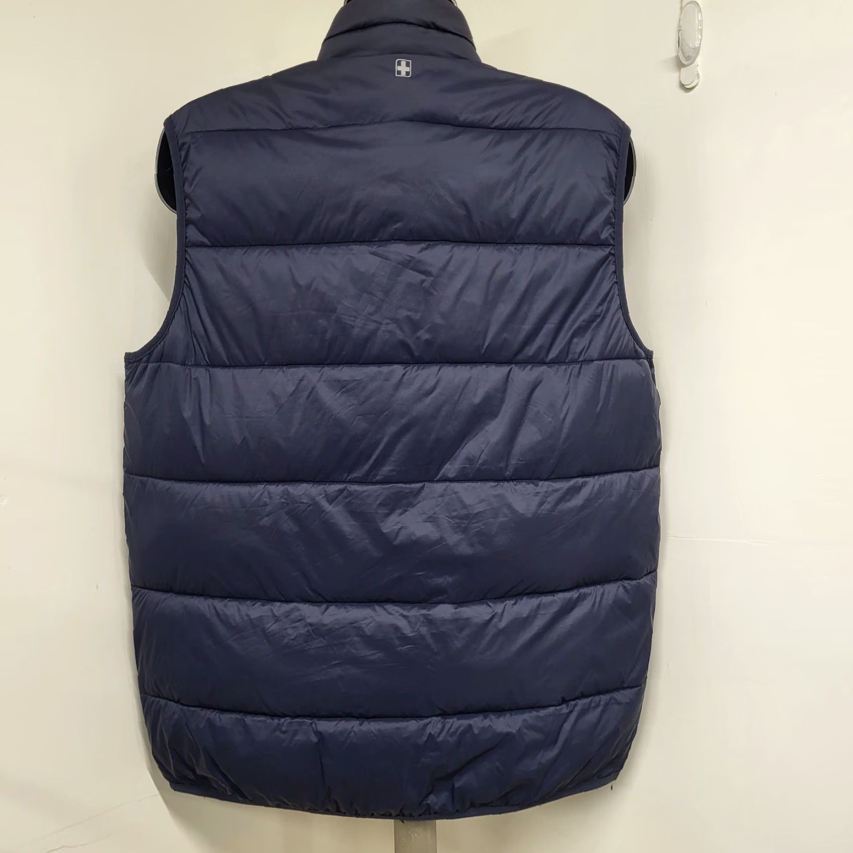 Vintage Swiss Tech Puffer Vest Mens Large Black Nylon Pockets Golf Athletic Size US L / EU 52-54 / 3 - 6 Thumbnail
