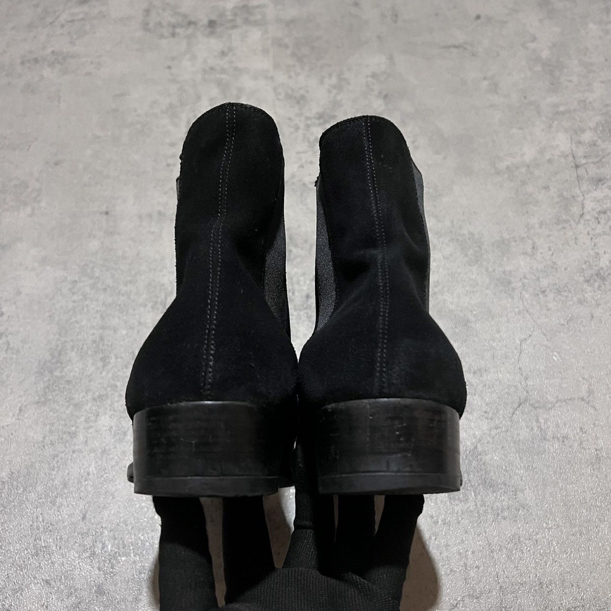 Saint Laurent Paris Saint Laurent Paris Wyatt Suede Chelsea Boots Hedi Slimane Size US 6 / EU 39 - 5 Thumbnail