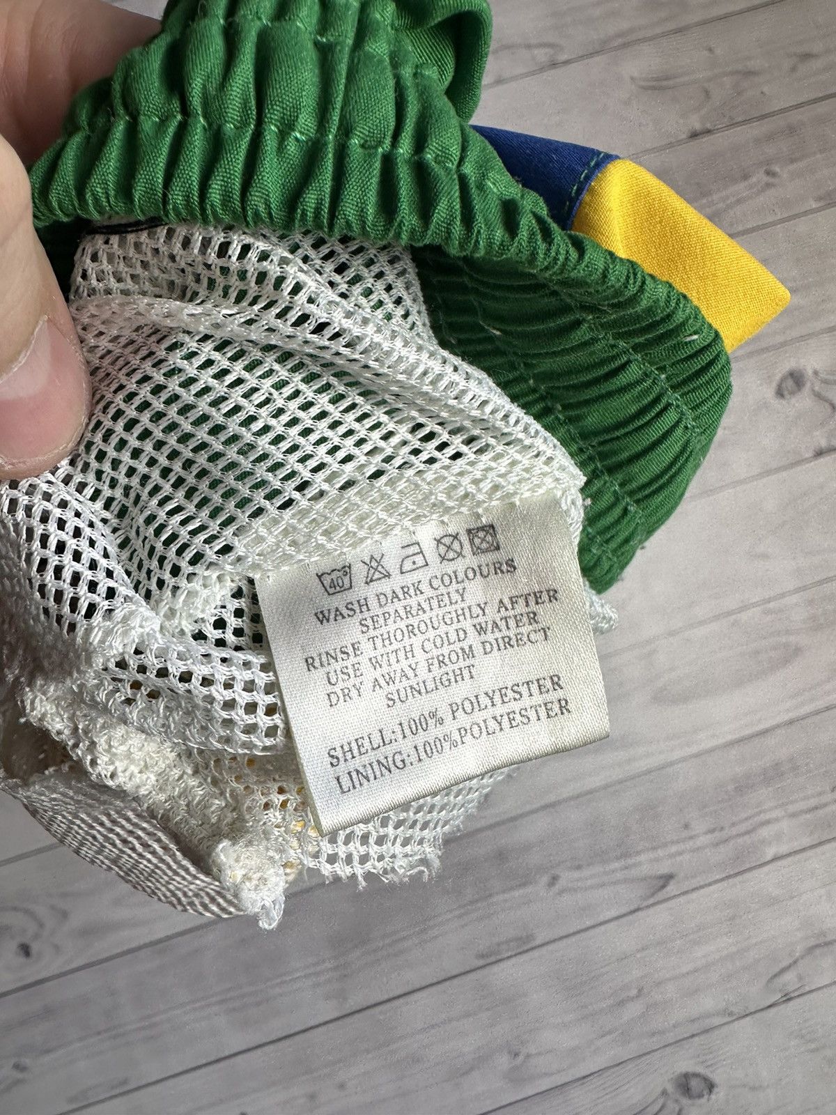 Vintage Vintage Brazil shorts big logo size XXL Size US XXL / EU 58 / 5 - 8 Thumbnail