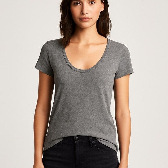 James Perse James Perse Standard Grey Scoop Neck Tee Size 2 Size S / US 4 / IT 40 - 1 Thumbnail