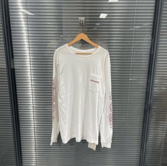 Chrome Hearts Chrome Hearts Long Sleeve Crew Neck T-Shirt Size US XL / EU 56 / 4 - 1 Thumbnail