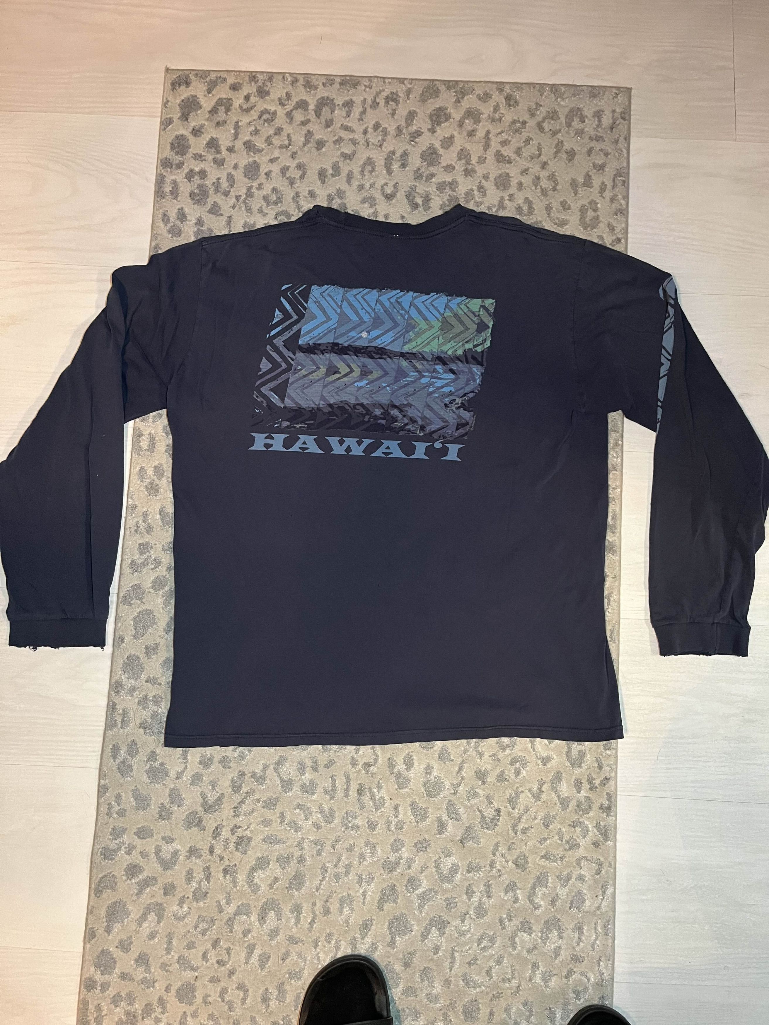Vintage Y2K Distressed Hawaii Long Sleeve Shirt Size US L / EU 52-54 / 3 - 1 Thumbnail