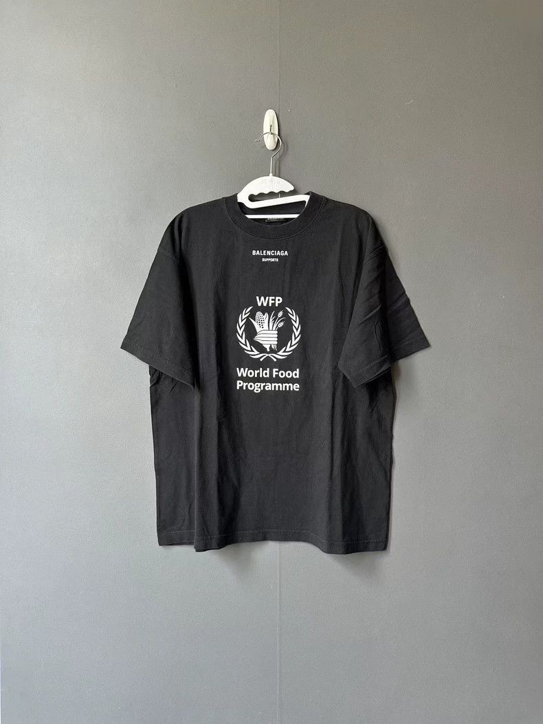 Balenciaga Balenciaga Charity Food Short Sleeve Size US XS / EU 42 / 0 - 1 Thumbnail