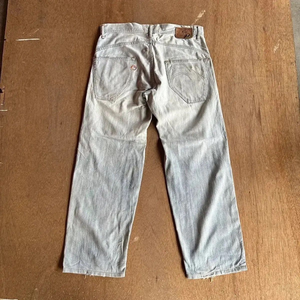 Vintage DISTRESSED DENIM VTG EDWIN JAPAN TWIST LEG LIGHTWASH BAGGY Size US 33 - 2 Thumbnail
