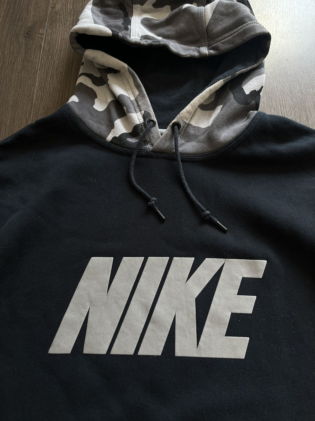 Nike Nike Sz XXL 2013 Camo Grey Black Hoodie Rare Spell Out Size US XXL / EU 58 / 5 - 3 Thumbnail
