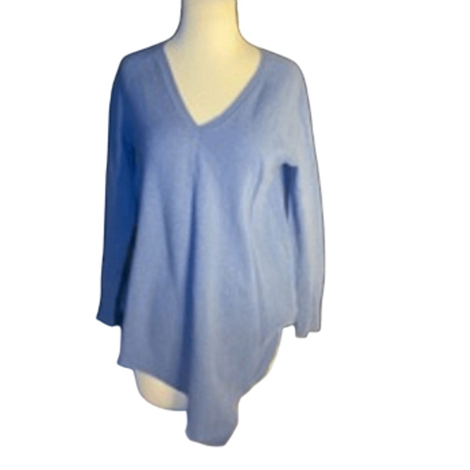 Soft Luxe Minimalist Cozy Cashmere Blue V-Neck Sweater Joie