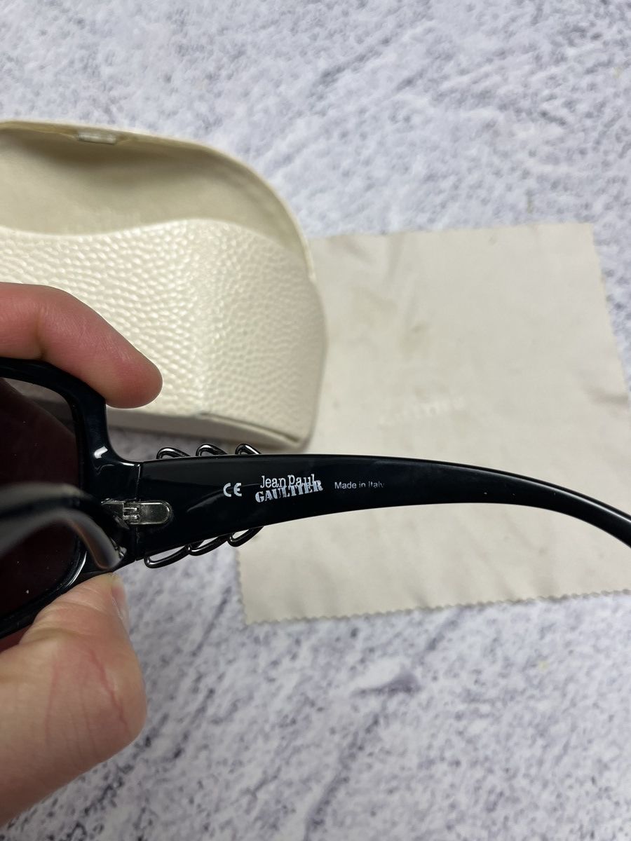 Jean Paul Gaultier Vintage x Jean Paul Gaultier Sunglasses Wrap Shield + Case Size ONE SIZE - 12 Thumbnail