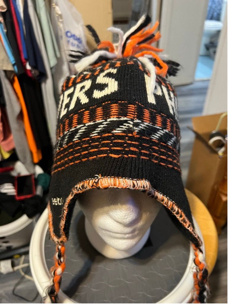 Reebok Men's Reebok Philadelphia Flyers Winter Classic Beanie Hat Size ONE SIZE - 1 Thumbnail