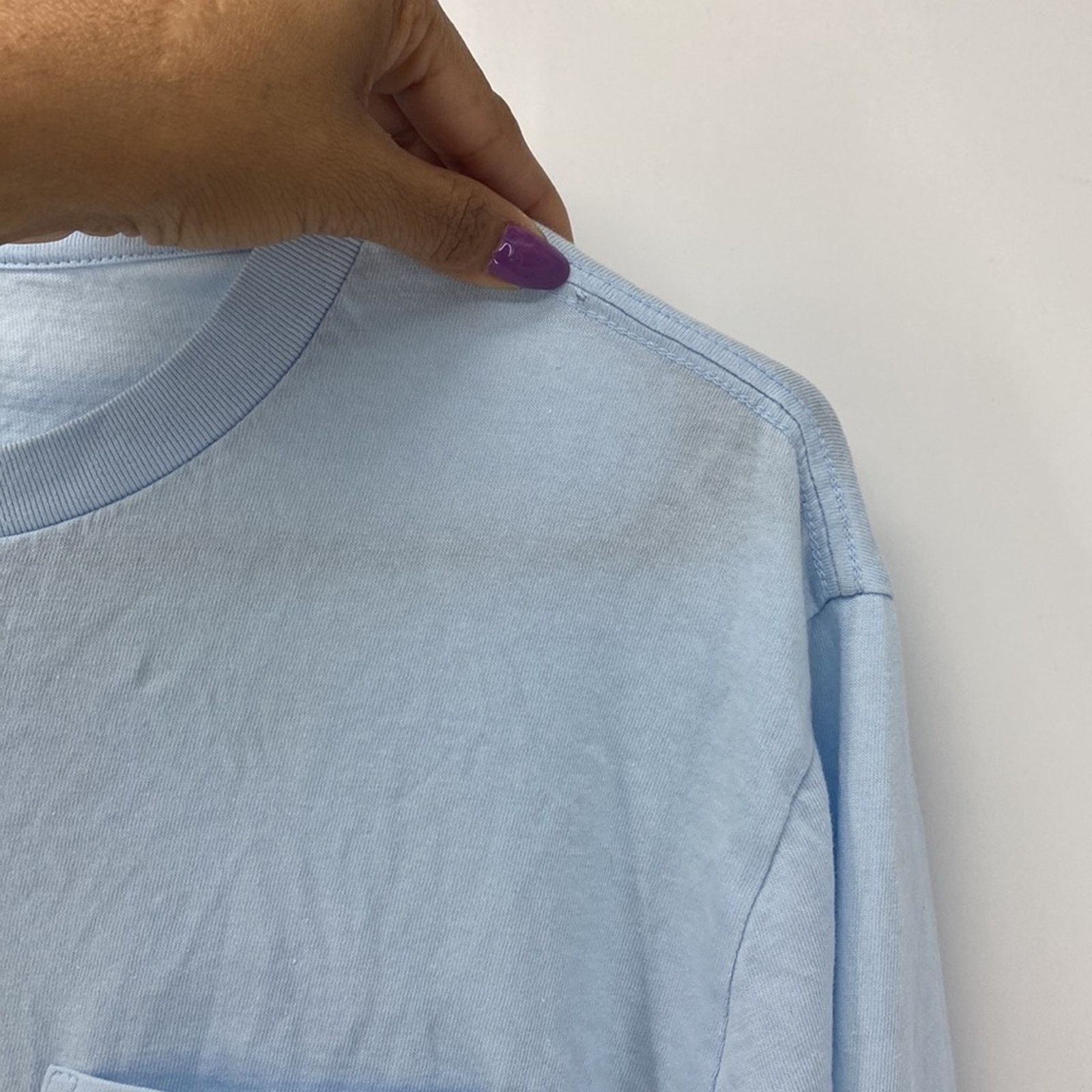 Vineyard Vines Vineyard Vines long sleeve Christmas T-shirt truck graphic Size US M / EU 48-50 / 2 - 8 Thumbnail