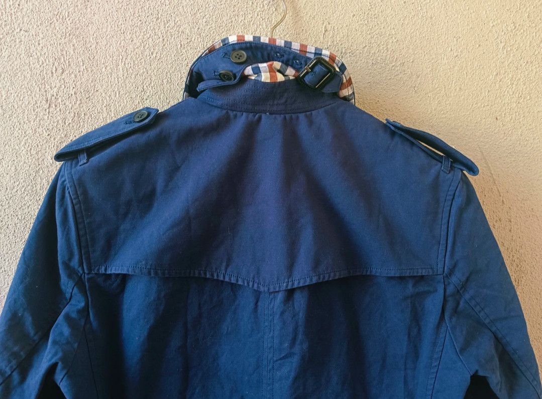Burberry × Vintage Women's Burberry Brit trench coat size M Made in England Size M / US 6-8 / IT 42-44 - 6 Thumbnail