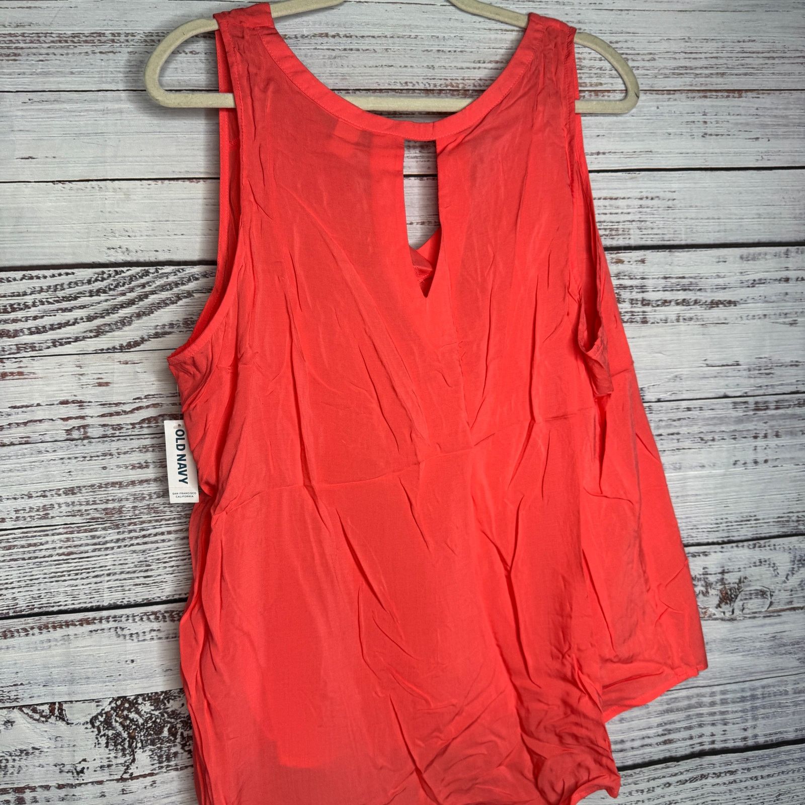 Old Navy Old Navy Bright Coral Tank Top NWT XXL Size XXL / US 16-18 / IT 52-54 - 2 Thumbnail