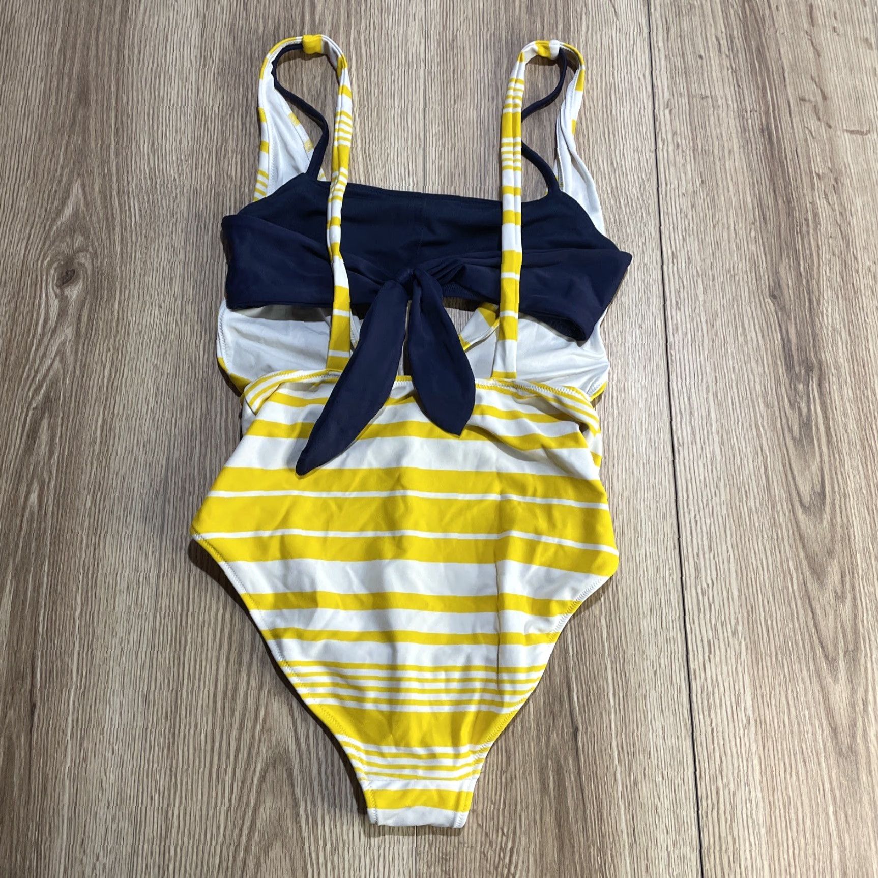 American Eagle Outfitters VINTAGE American Eagle Women's Striped One-Piece Swimsuit S Yellow Full Coverage Racerback Layered Size ONE SIZE - 5 Thumbnail