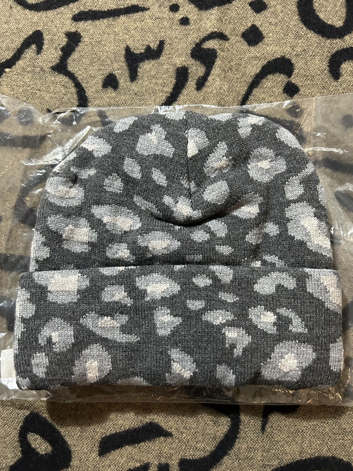 October's Very Own 2021 OVO Cheetah Beanie Size ONE SIZE - 3 Thumbnail