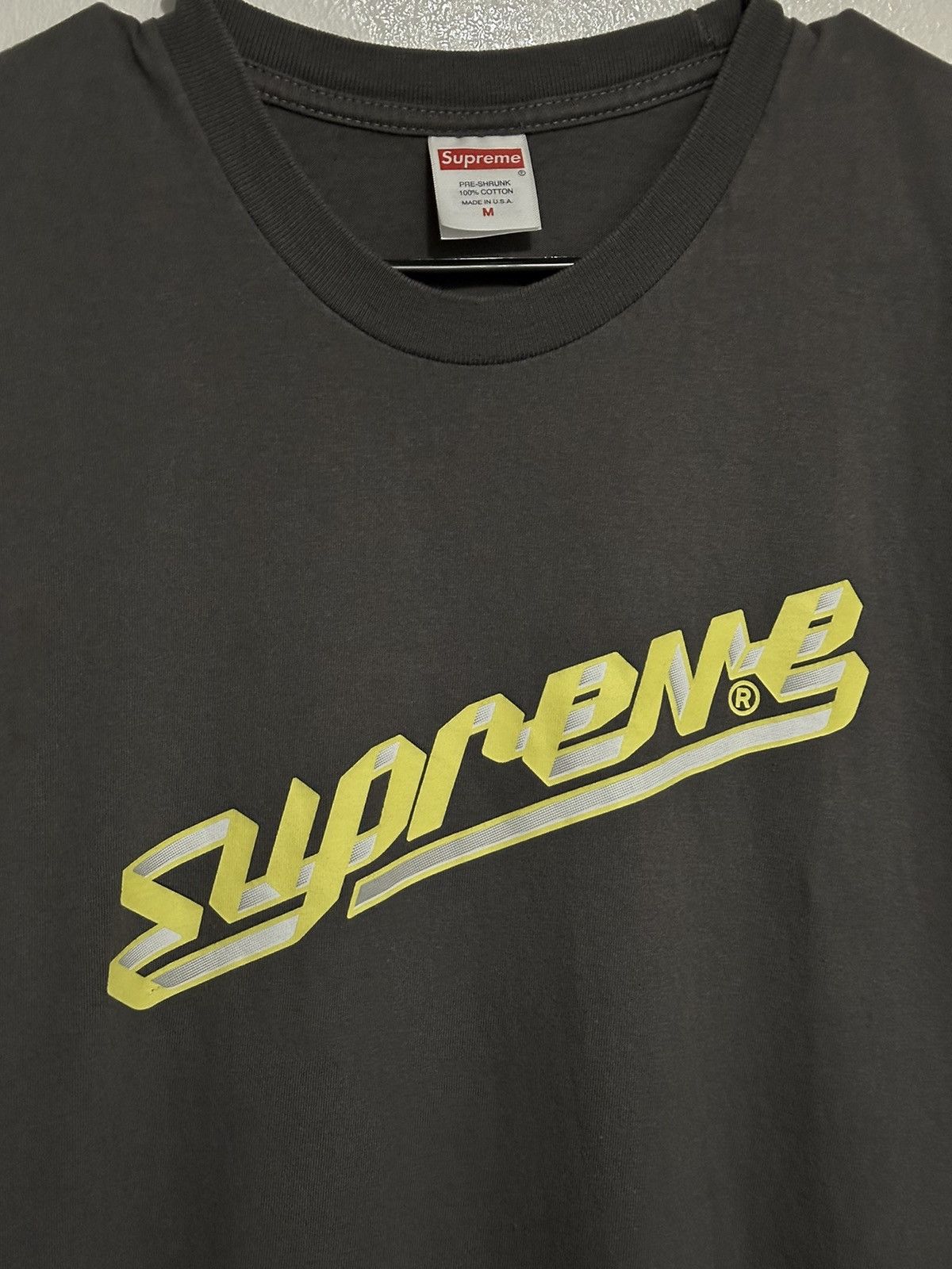 Supreme Supreme Banner Tee Size US M / EU 48-50 / 2 - 2 Thumbnail
