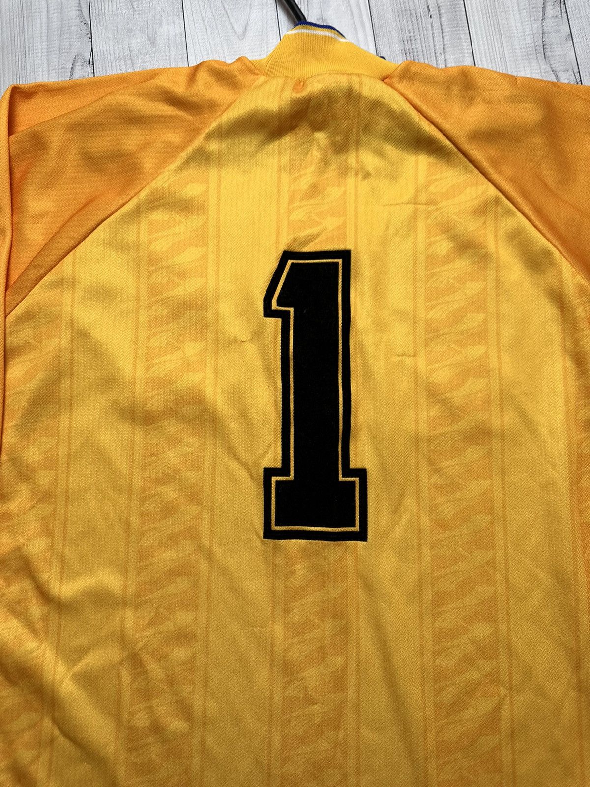 Puma × Vintage Vintage puma sheffield Wednesday United goalkeeper Jersey L Size US L / EU 52-54 / 3 - 7 Thumbnail