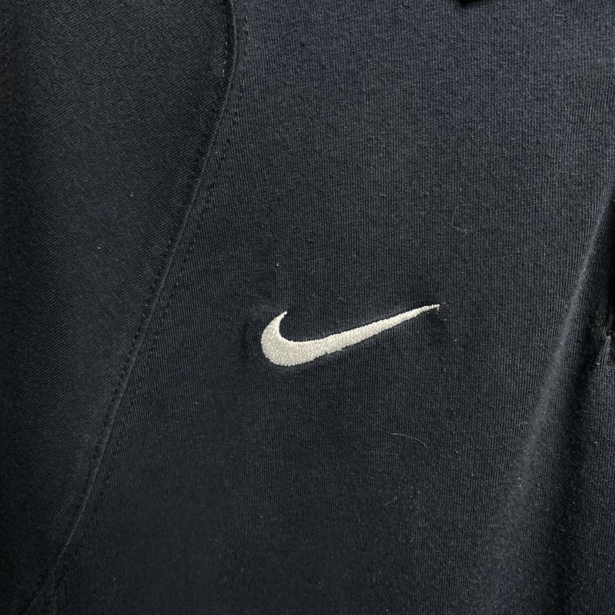 Nike Vintage Nike Manchester United 2000’s soccer polo size L Size US L / EU 52-54 / 3 - 4 Thumbnail