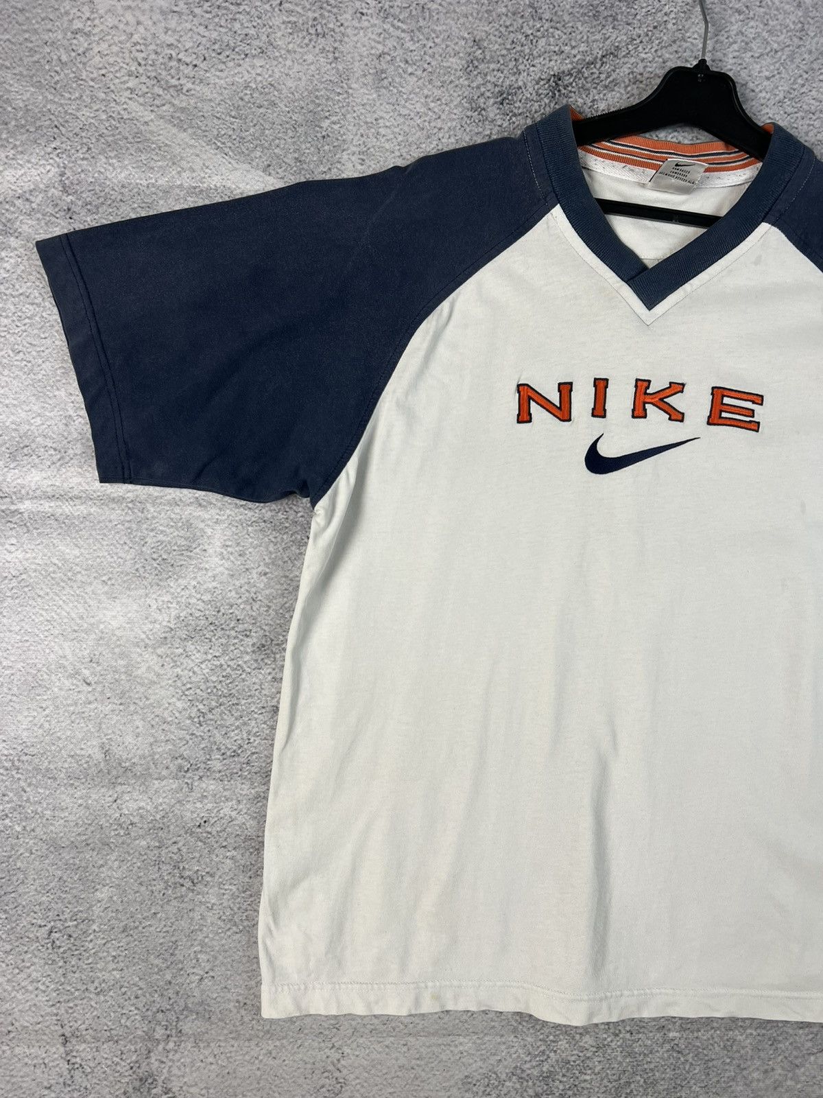 Nike × Vintage Vintage Nike embroidered logo T-shirt Size US L / EU 52-54 / 3 - 4 Thumbnail