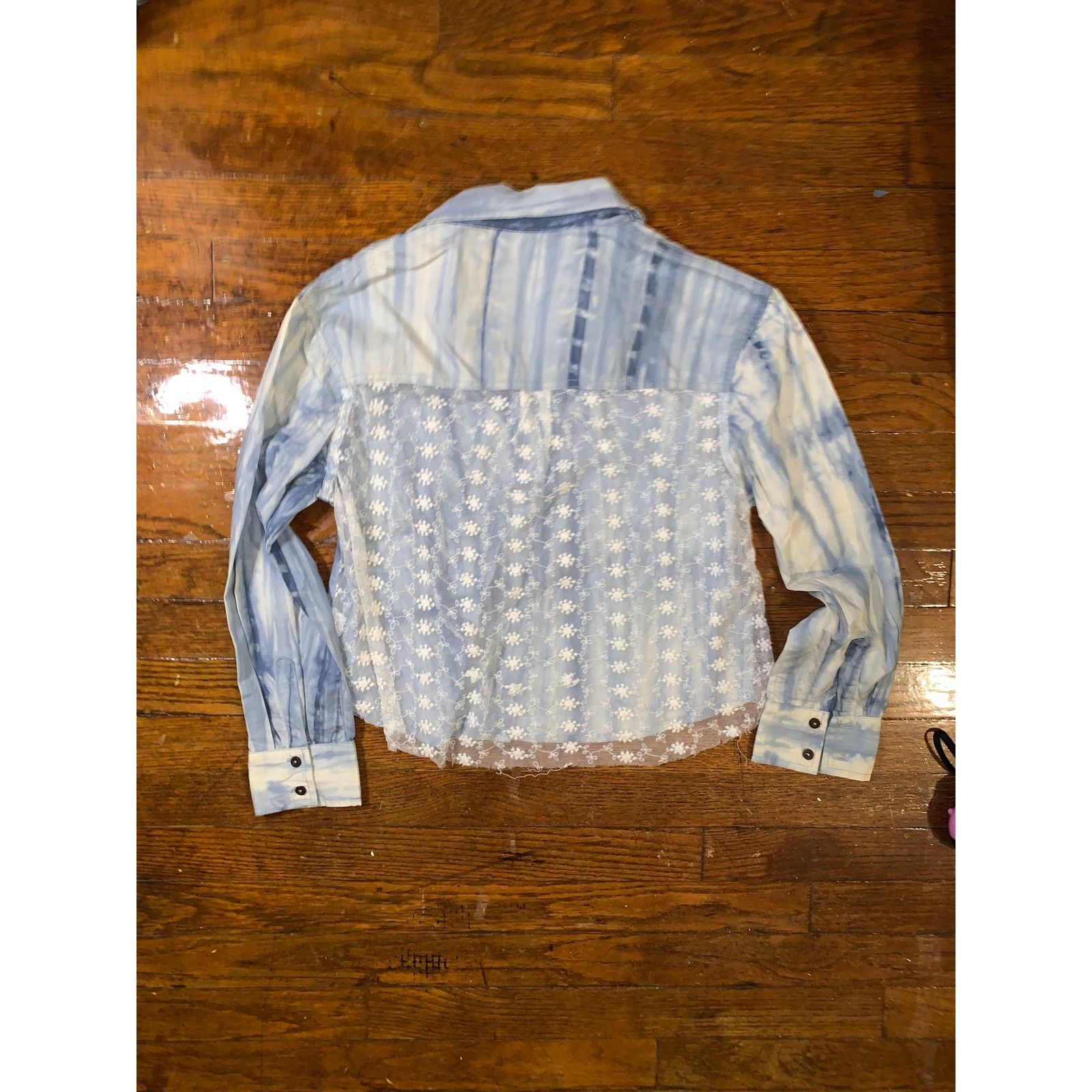 Other Y2K Just G Blue Tie Dye Lace Back Button Up Womens Size 3 Size S / US 4 / IT 40 - 3 Thumbnail