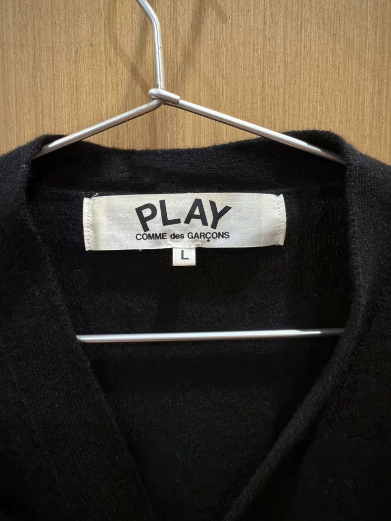 Comme des Garcons Comme Des Garcons Play cardigan, classic black V-neck, 100 Size US L / EU 52-54 / 3 - 3 Thumbnail