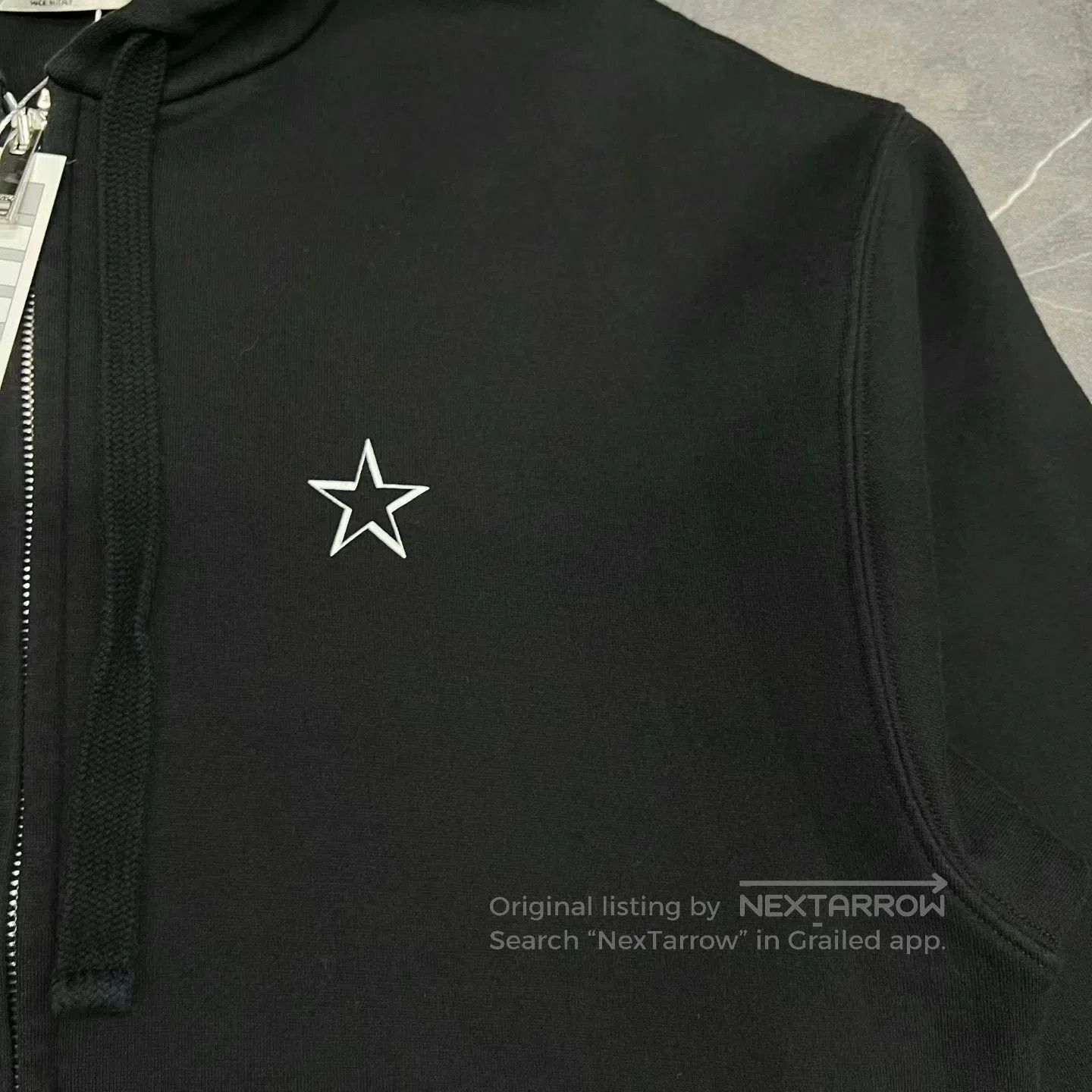 Valentino valentino black zip-up hooded sweatshirt. Size US S / EU 44-46 / 1 - 4 Thumbnail