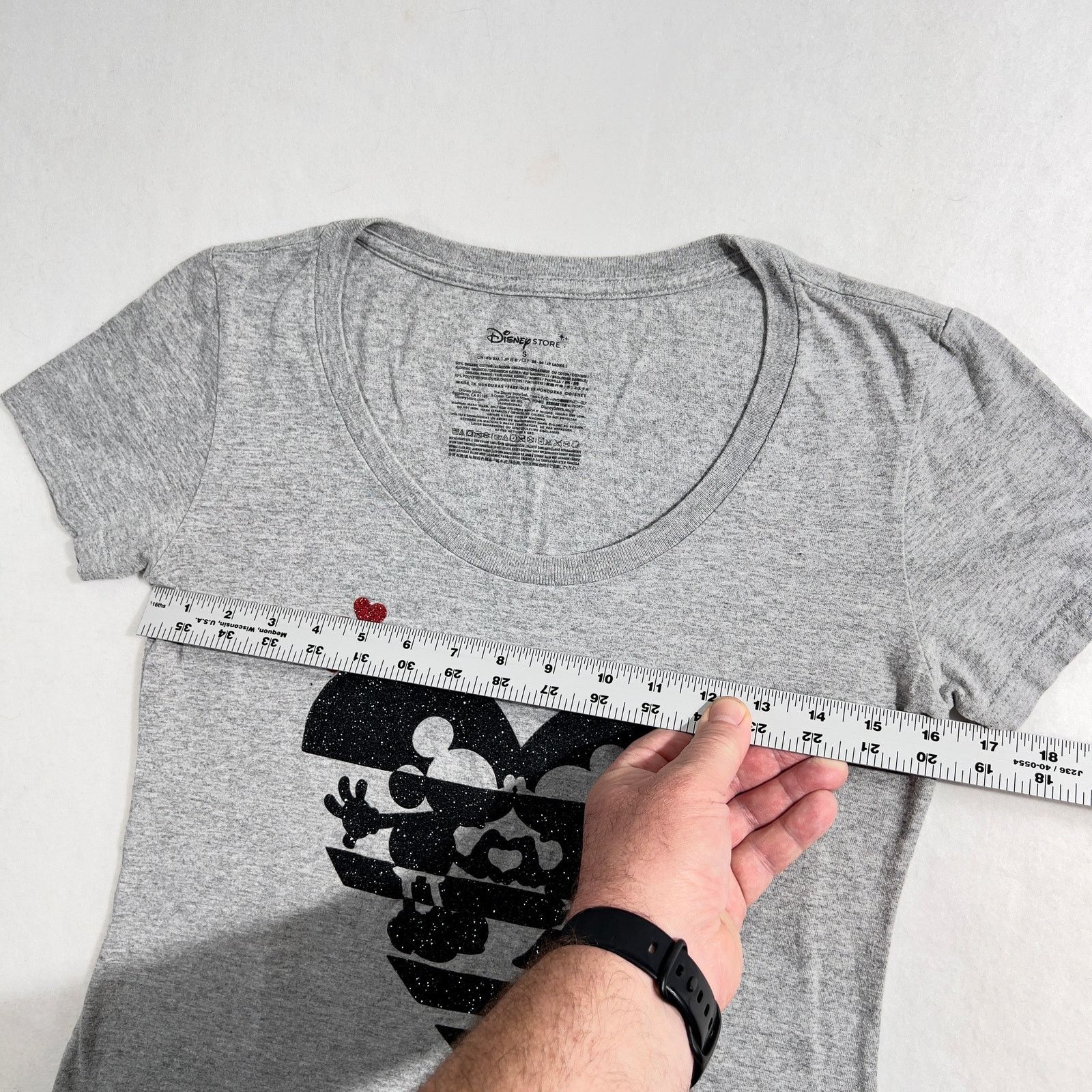 Disney Disney Store ORGANIC Cotton TShirt S Black/Red Heart Sparkle Size S / US 4 / IT 40 - 5 Thumbnail
