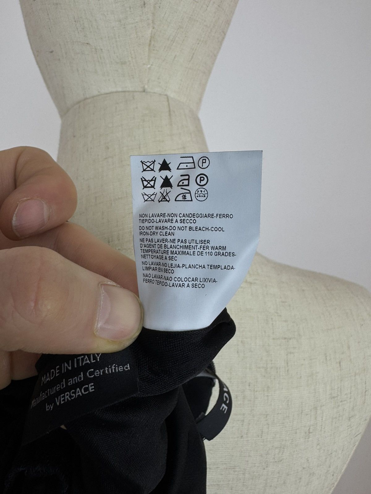 Versace Versace Black Dress V-Neck Short Sleeve Open Back Party Size XS / US 0-2 / IT 36-38 - 14 Thumbnail