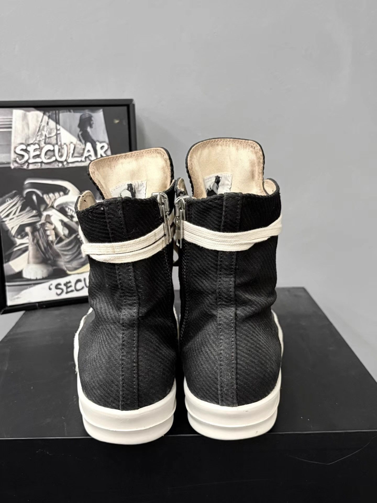 Rick Owens Rick Owens DRKSHDW Black Canvas High-top Sneakers K34 Size US 8.5 / EU 41-42 - 7 Thumbnail