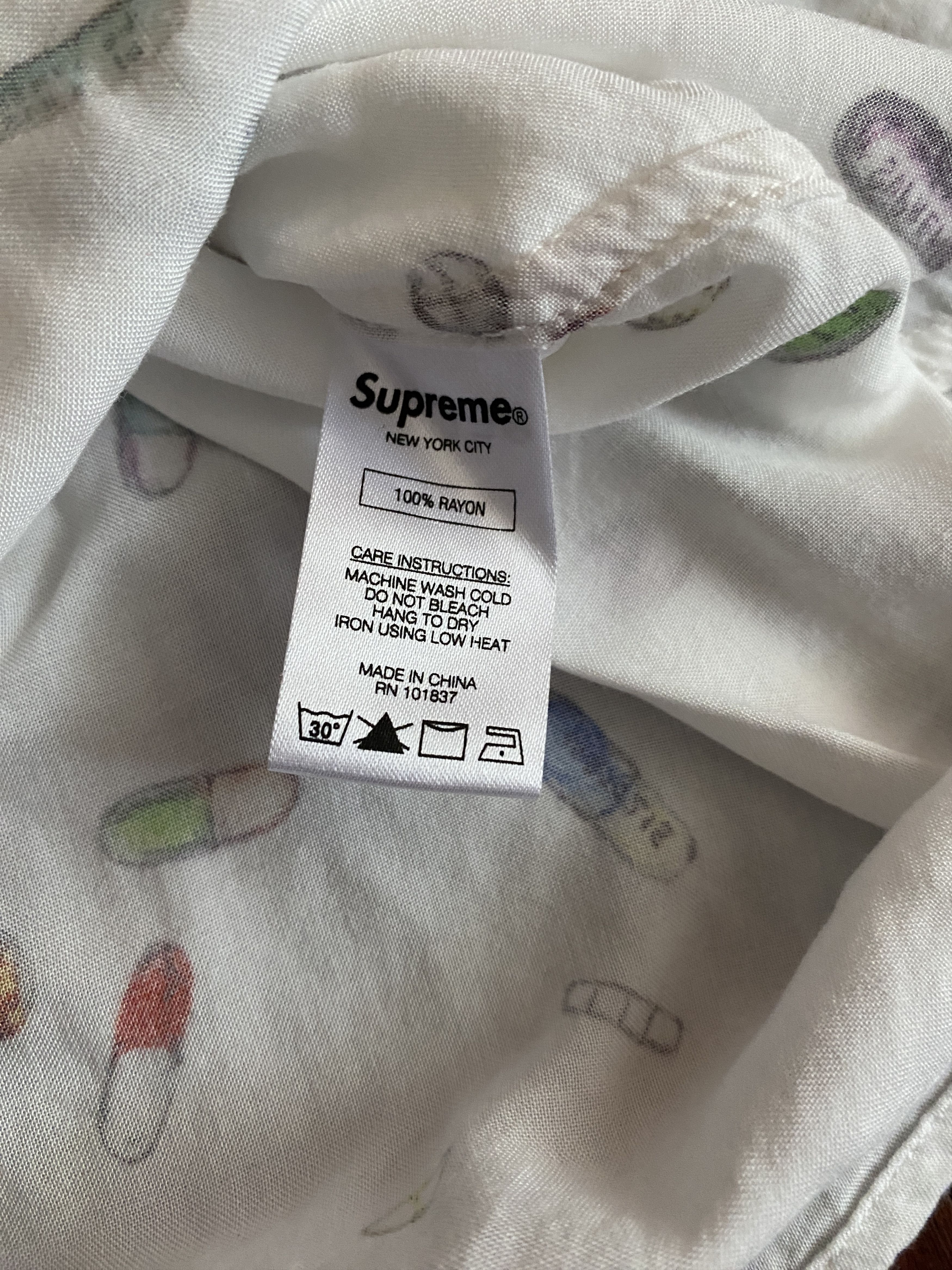 Supreme Pills Rayon Shirt SS17 Size US M / EU 48-50 / 2 - 5 Thumbnail