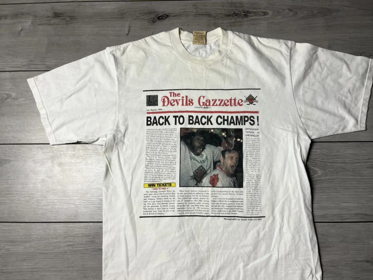 NHL Vintage Cardiff Devils Gazzette Champions Tshirt autograph Size US L / EU 52-54 / 3 - 3 Thumbnail